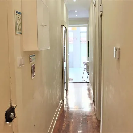Graca Family Apartment Lisbon